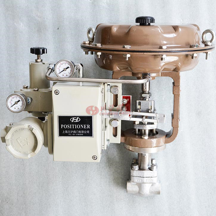 氣動內螺紋調節(jié)閥實物圖